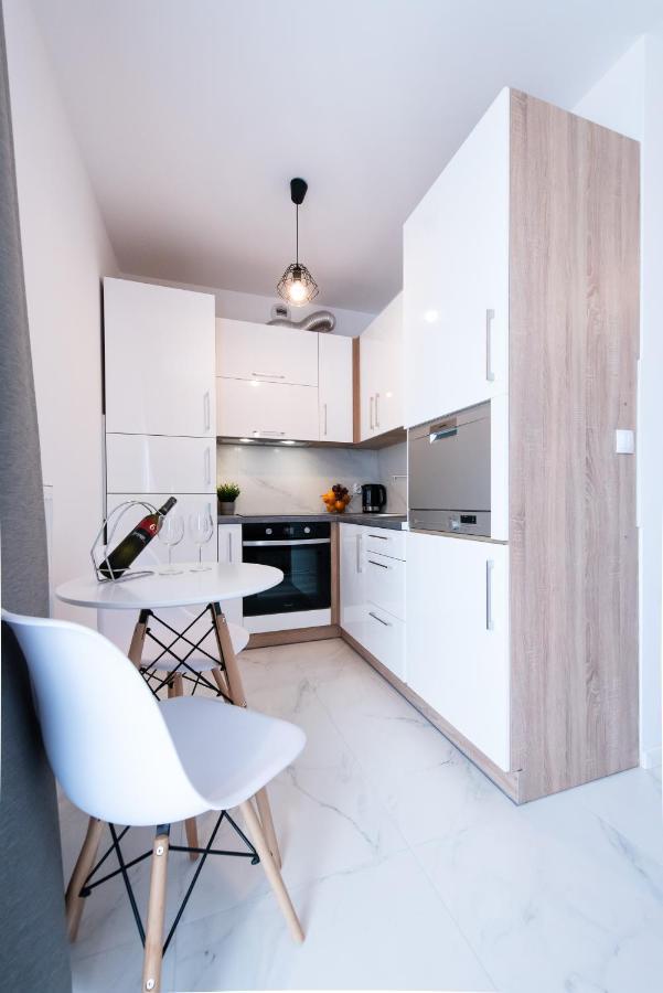 Estella Apartment Cracóvia Exterior foto